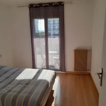 Διαμέρισμα Bel 15 Min De La *